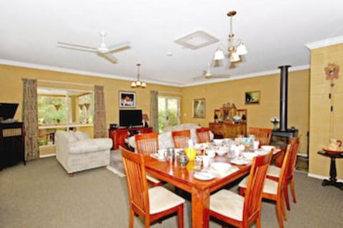 Wallaby Ridge Retreat - Tourism Cairns 6