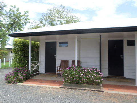 Warrego Hotel Motel Cunnamulla - Tourism Cairns 0
