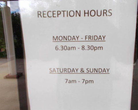 Park House Motor Inn - Tourism Cairns 0