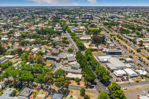 National Hotel Complex And Bendigo Central Apartments - Tourism Cairns 6