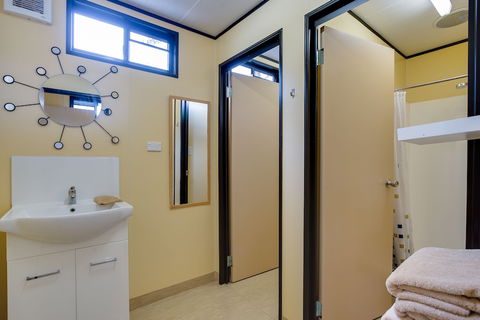 Beach Holiday Apartments Rye - Tourism Cairns 6