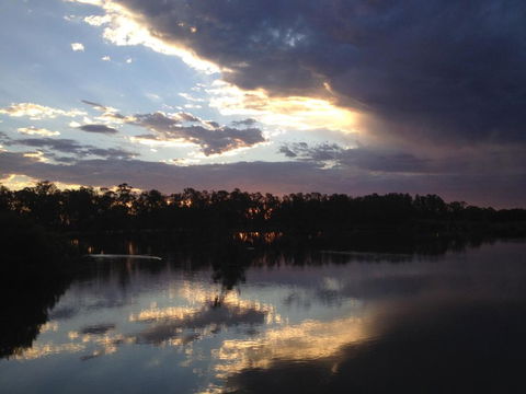 Nagambie Waterfront Motel - Tourism Cairns 3