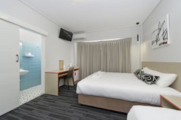 Toombul QLD Tourism Cairns