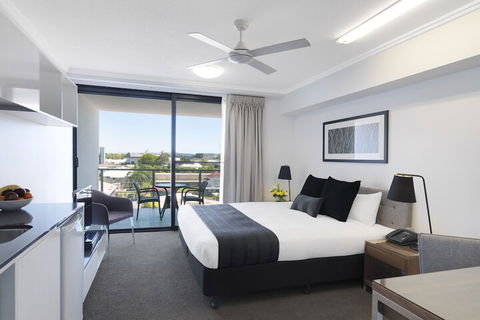 Oaks Mackay Carlyle Suites - Tourism Cairns 5