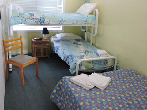 Pacific Motor Inn - Tourism Cairns 1