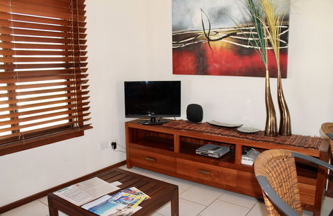 Wildsights Beach Units - Tourism Cairns 2