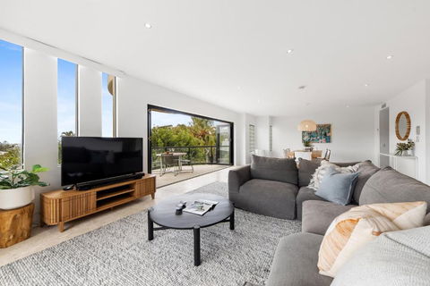 Da Vinci - Tourism Cairns 1