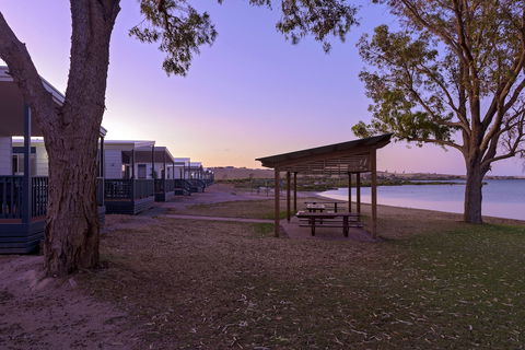 Discovery Parks - Streaky Bay Foreshore - Tourism Cairns 0