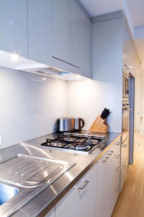 Honeysuckle Executive Suites - Tourism Cairns 2