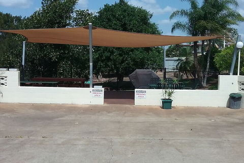 Avocado Motor Inn - Tourism Cairns 1