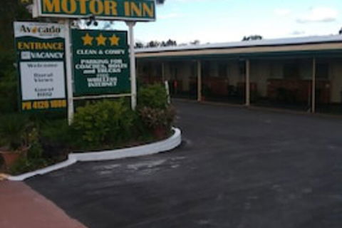 Avocado Motor Inn - Tourism Cairns 0