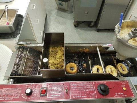 Donut King - Tourism Cairns 0