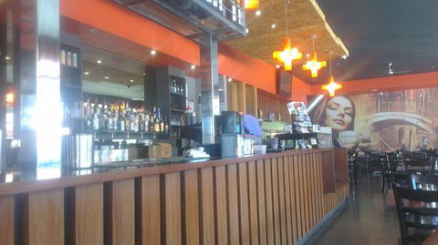 Madison's Wood Fired Cafe - Tourism Cairns 0