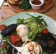 Aunty Bettys - Tourism Cairns