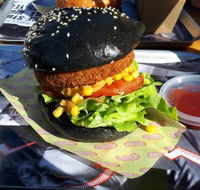 Meet Patty Burgers - Tourism Cairns