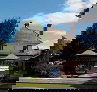 Diamond Creek Tavern - Tourism Cairns