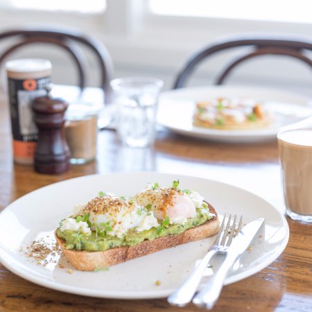 Eclectic Tastes Cafe & Pantry - Tourism Cairns 0