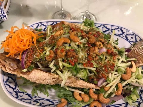 Hallam Thai - Tourism Cairns 0