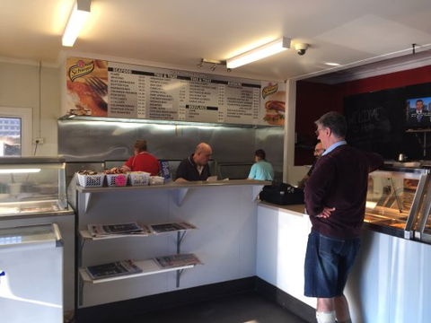 East Beach Take Away - Tourism Cairns 0
