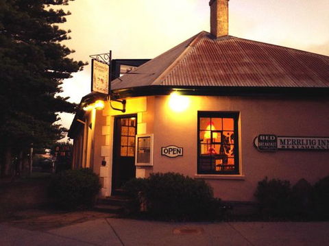 Merrijig Kitchen - Tourism Cairns 0