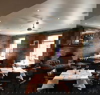 Patersons Telegraph Hotel - Tourism Cairns