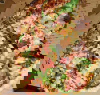 Ric's Pizza Bar - Tourism Cairns