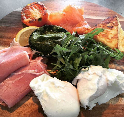 Genki Cafe - Tourism Cairns 26