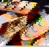 Chally's Bar and Bistro