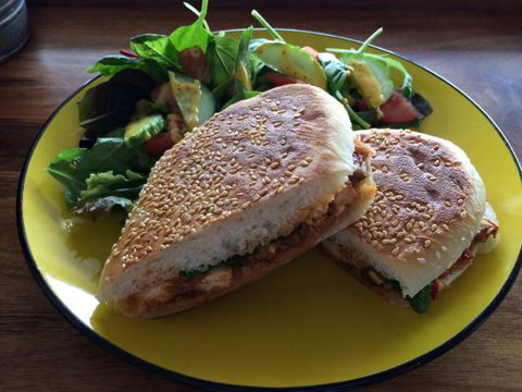 The Weekend Local - Tourism Cairns 0