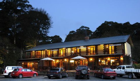 Black Spur Inn - Restaurant - Tourism Cairns 0