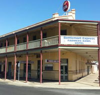 Farmers Arms Hotel - Tourism Cairns