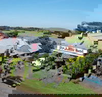 Pig  Whistle Hotel Restaurant - Tourism Cairns