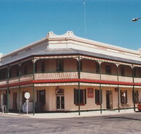 Tungamah Hotel's Restaurant - Tourism Cairns