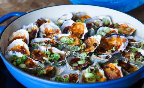 Waves Buffet Restaurant - Tourism Cairns 8