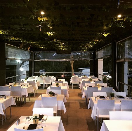 Spada Kitchen & Bar - Tourism Cairns 0