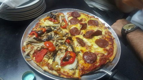 Pizza Napoli Restaurant - Tourism Cairns 0