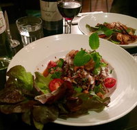 Leaf in Berry - Tourism Cairns