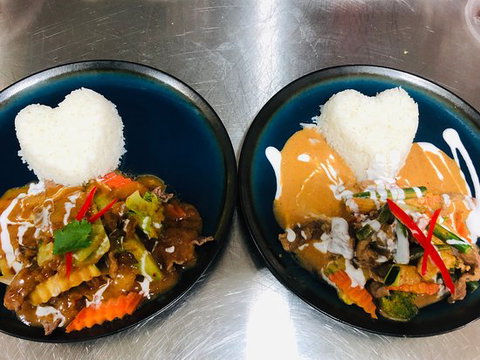 Saifon Thai Restaurant & Take Away - Tourism Cairns 0