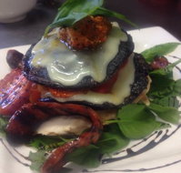 Il Postinos - Tourism Cairns