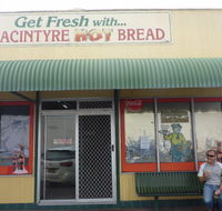 MacIntyre Hot Bread Shop - Tourism Cairns