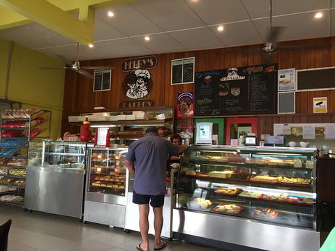 Hebby's Bakery - Tourism Cairns 0