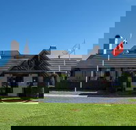 New England Motor Lodge - Tourism Cairns