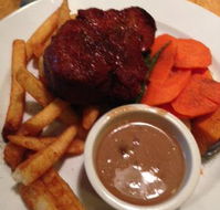 Top Town Tavern - Tourism Cairns
