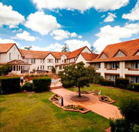 Courtyard Restaurant - Mercure Hotel Canberra - Tourism Cairns