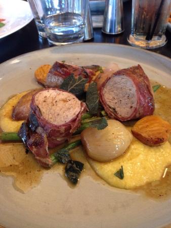 Belluci's Trattoria - Tourism Cairns 0