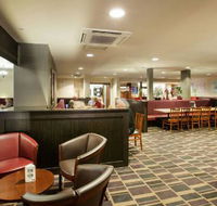 Boomerang Hotel Bistro - Tourism Cairns
