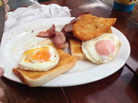 Lj's Cafe - Tourism Cairns 0