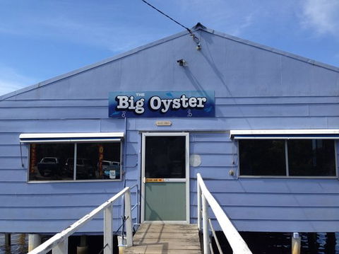 The Big Oyster Seafood & Cafe - Tourism Cairns 0