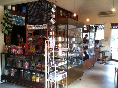 Station Street Trading Co - Tourism Cairns 0