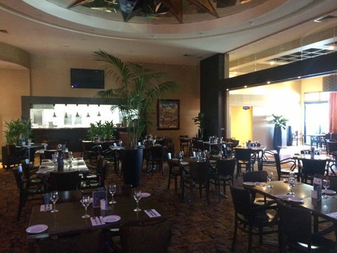 BJ's Restaurant - Tourism Cairns 0